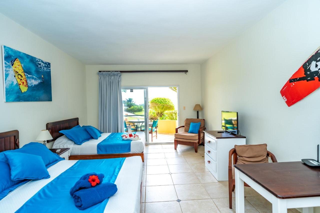 Agualina Kite Hotel Oceanfront Apartments Cabarete Extérieur photo