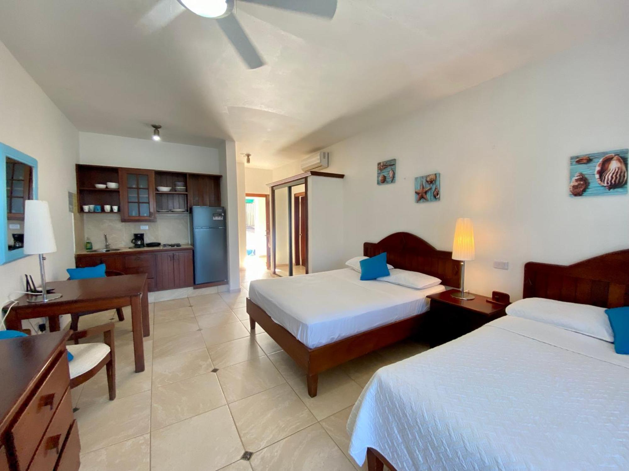 Agualina Kite Hotel Oceanfront Apartments Cabarete Extérieur photo